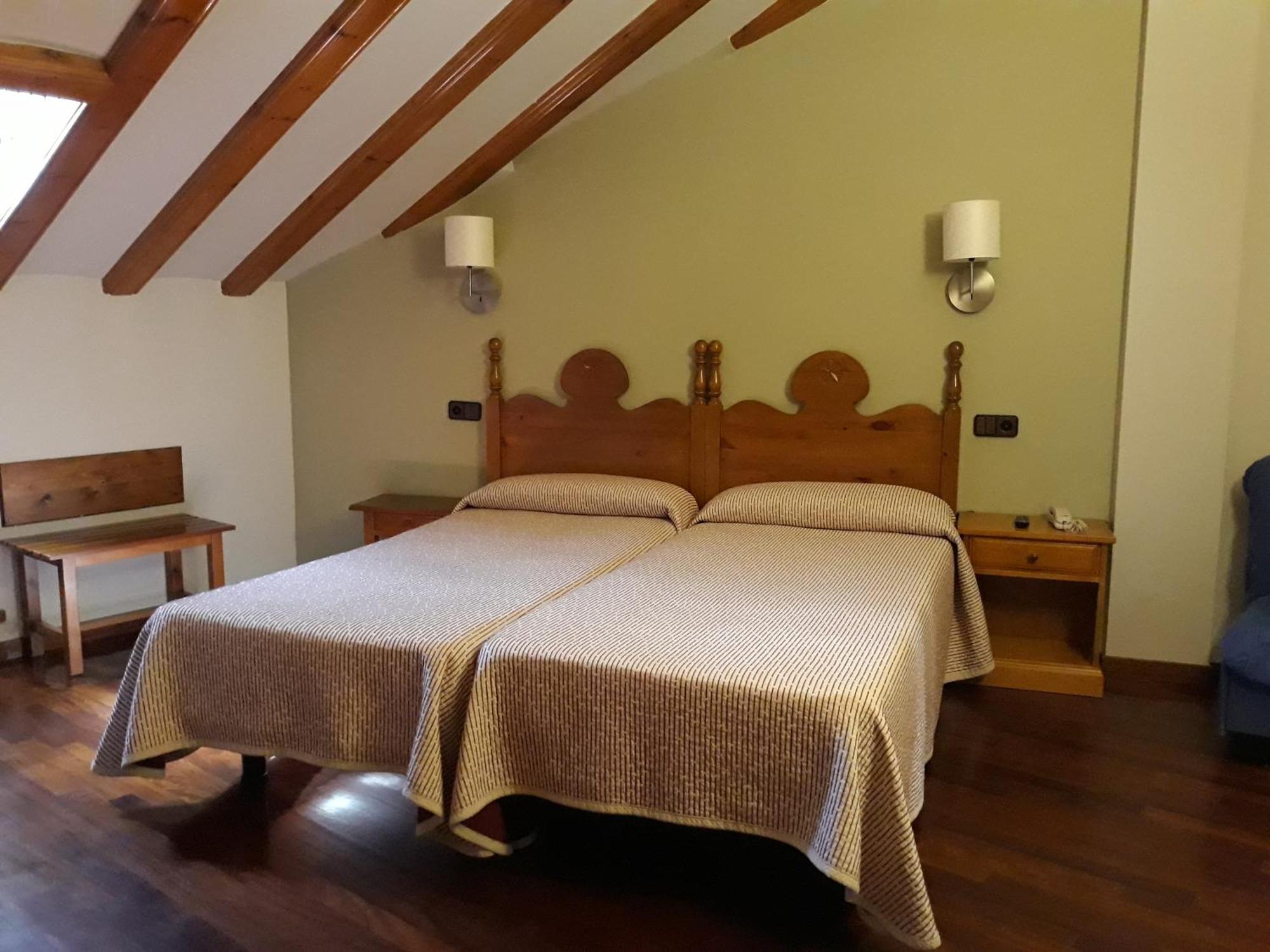 Hotel Aragueells Benasque Ngoại thất bức ảnh