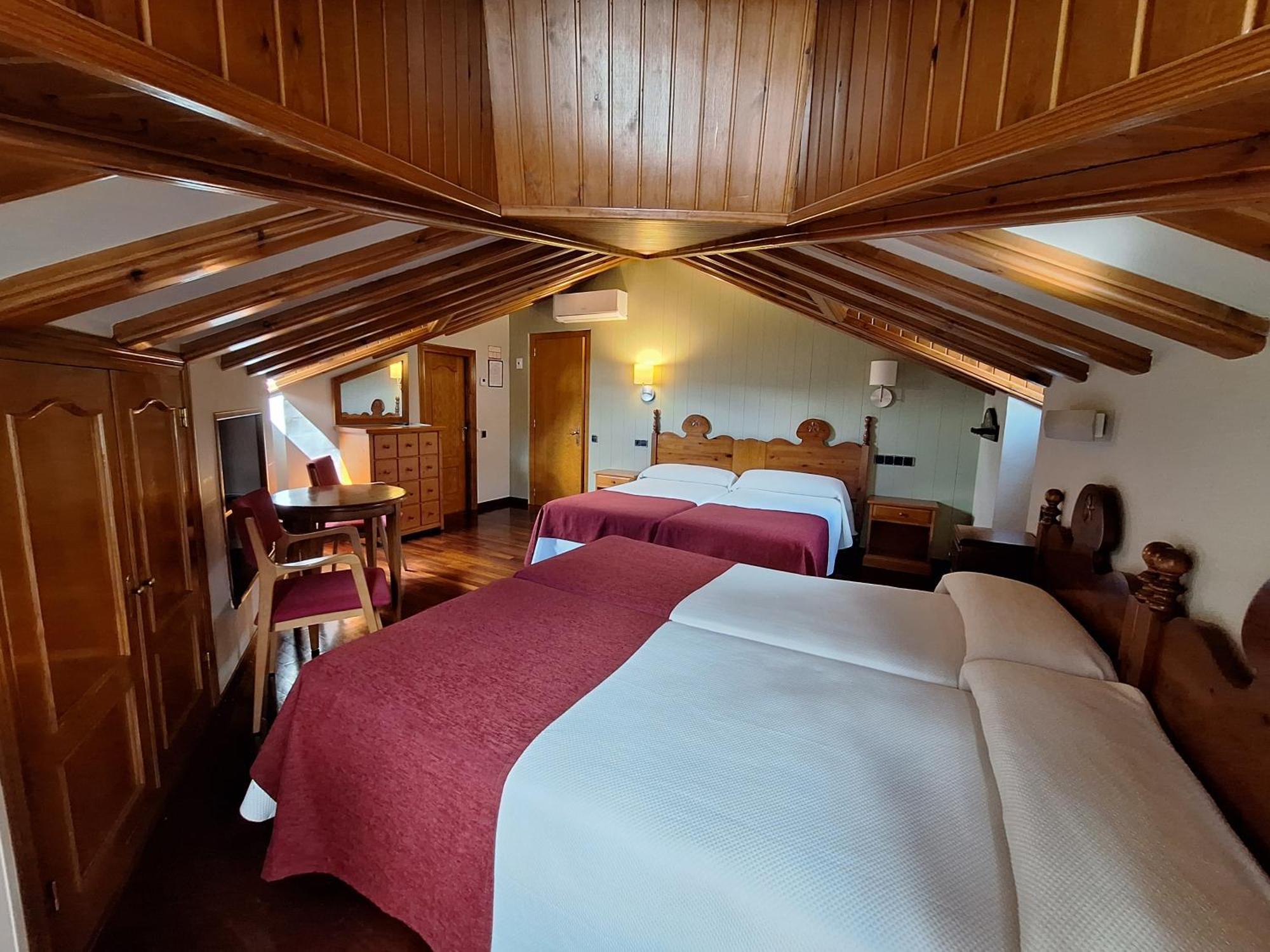 Hotel Aragueells Benasque Ngoại thất bức ảnh