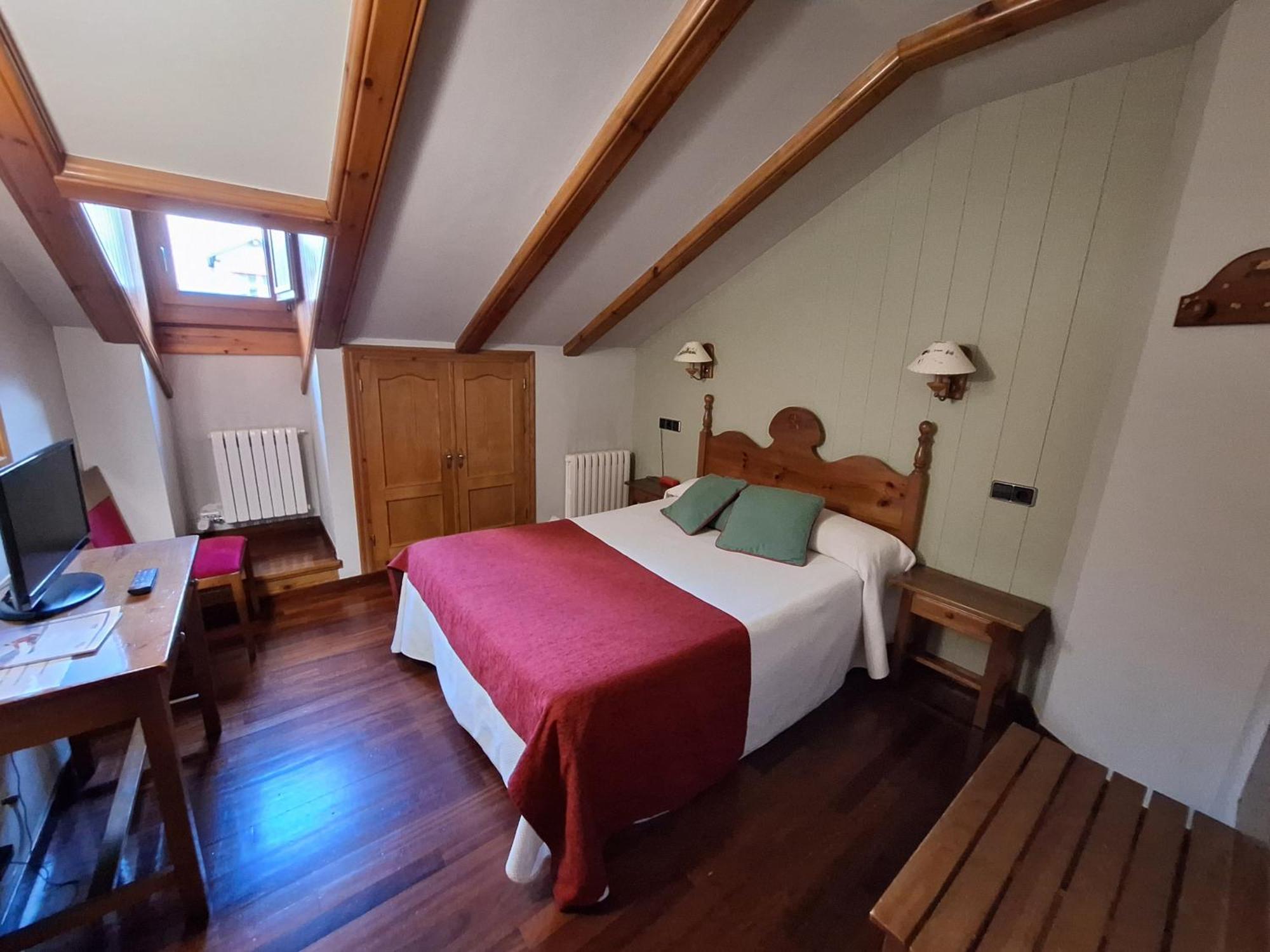 Hotel Aragueells Benasque Ngoại thất bức ảnh