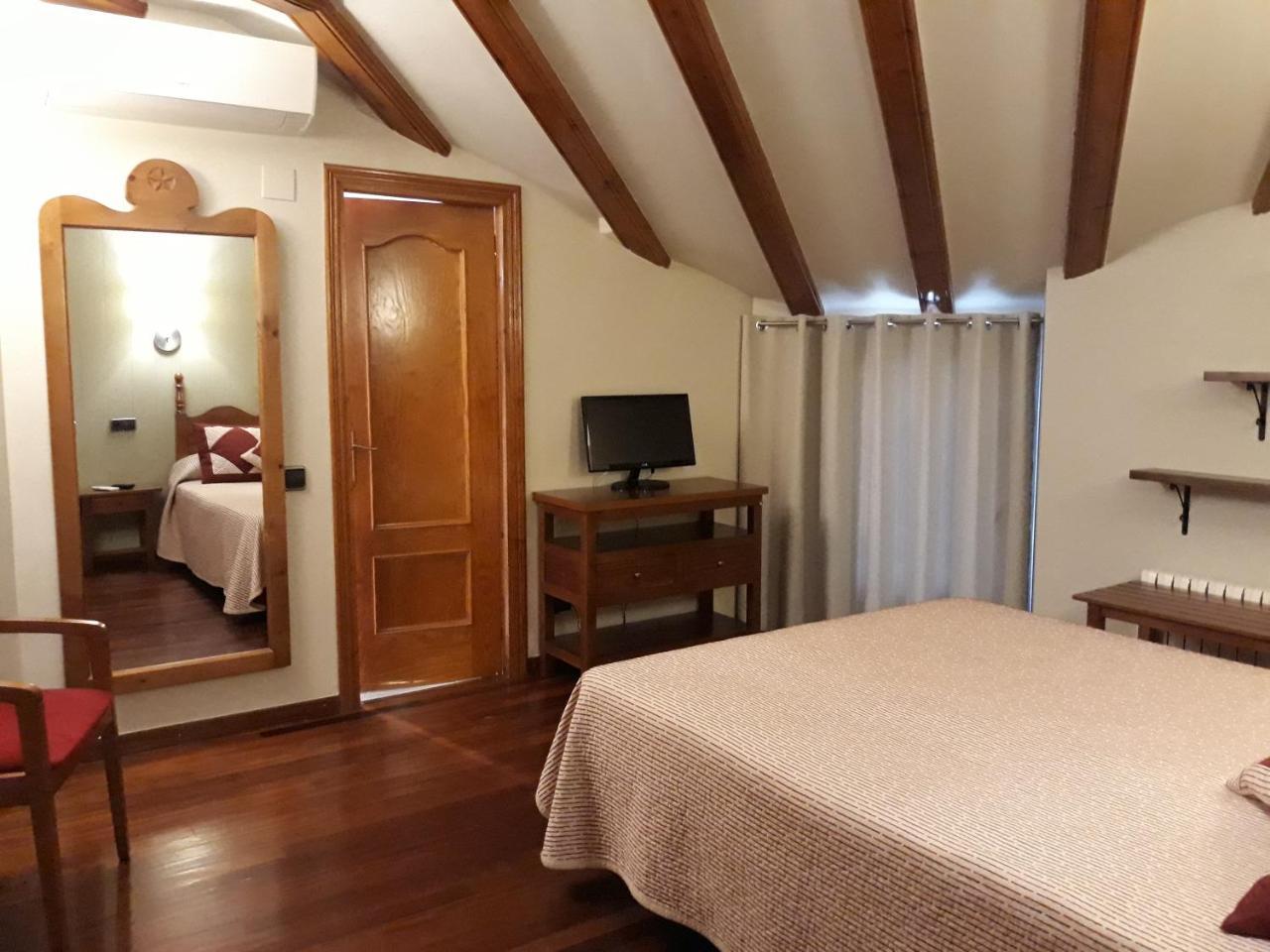 Hotel Aragueells Benasque Ngoại thất bức ảnh